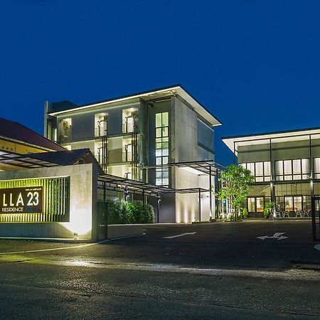 Villa23 Residence Bangkok Extérieur photo